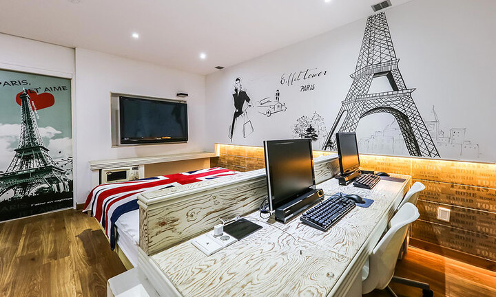 room detail thumbnail 1