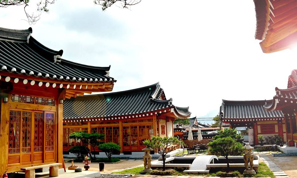 경주 황남관 한옥호텔 외관