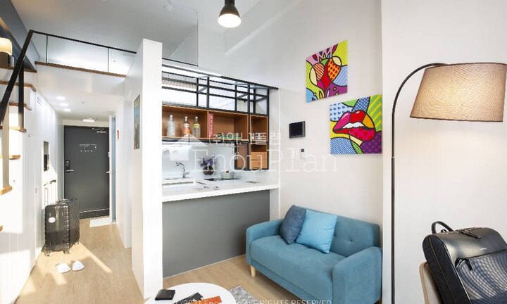 room detail thumbnail 0