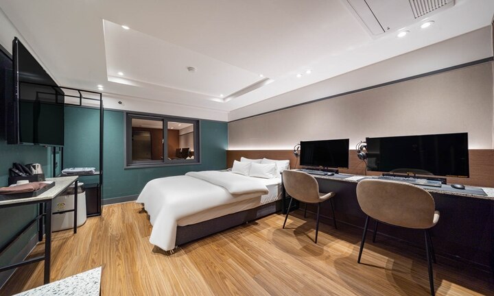 room detail thumbnail 0