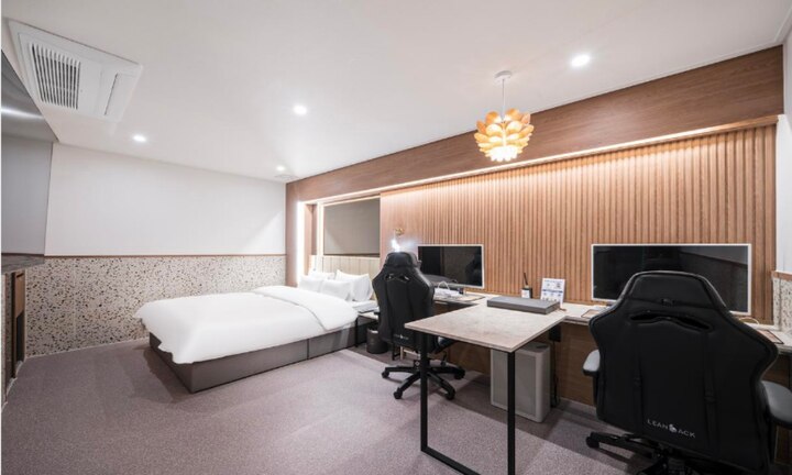 room detail thumbnail 0