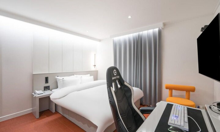 room detail thumbnail 0