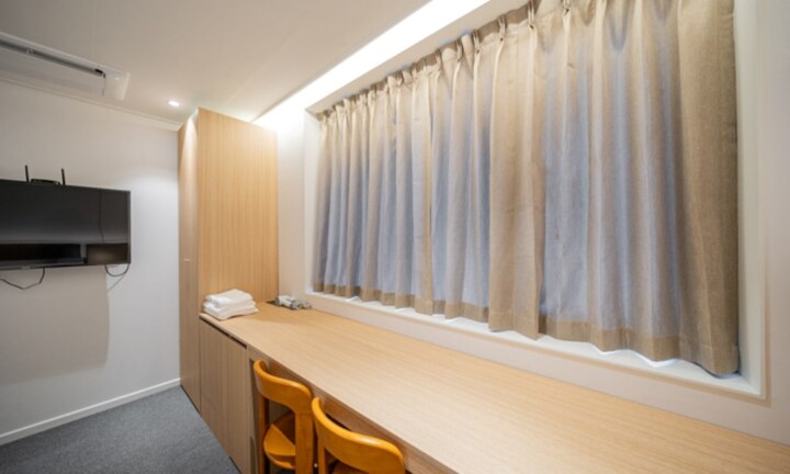 room detail thumbnail 0