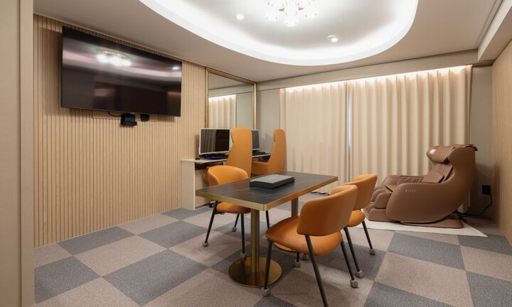 room detail thumbnail 0