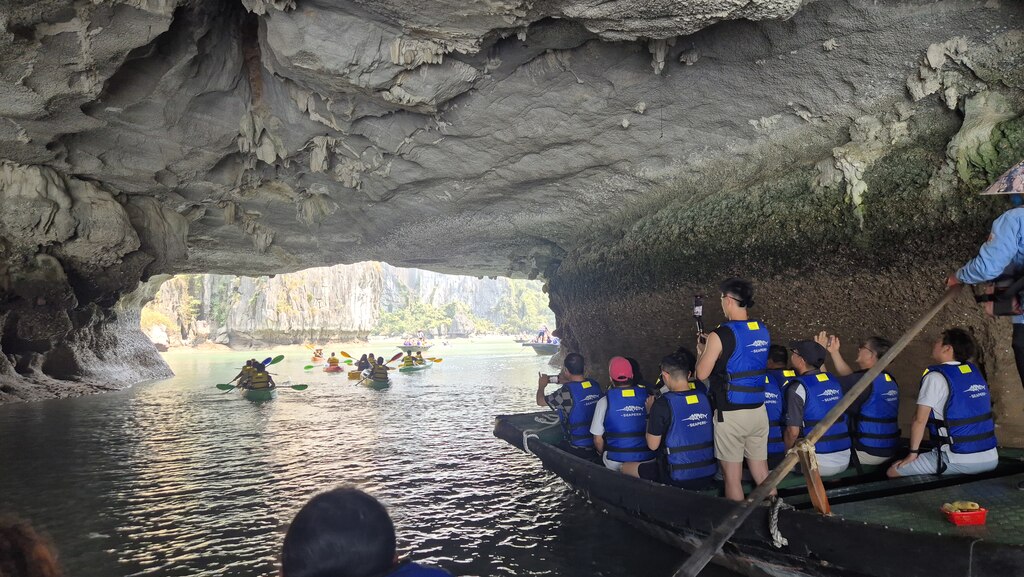 한국어 하롱베이 당일 크루즈 (Korean Halong Bay Tour) 여행자 후기 사진 4